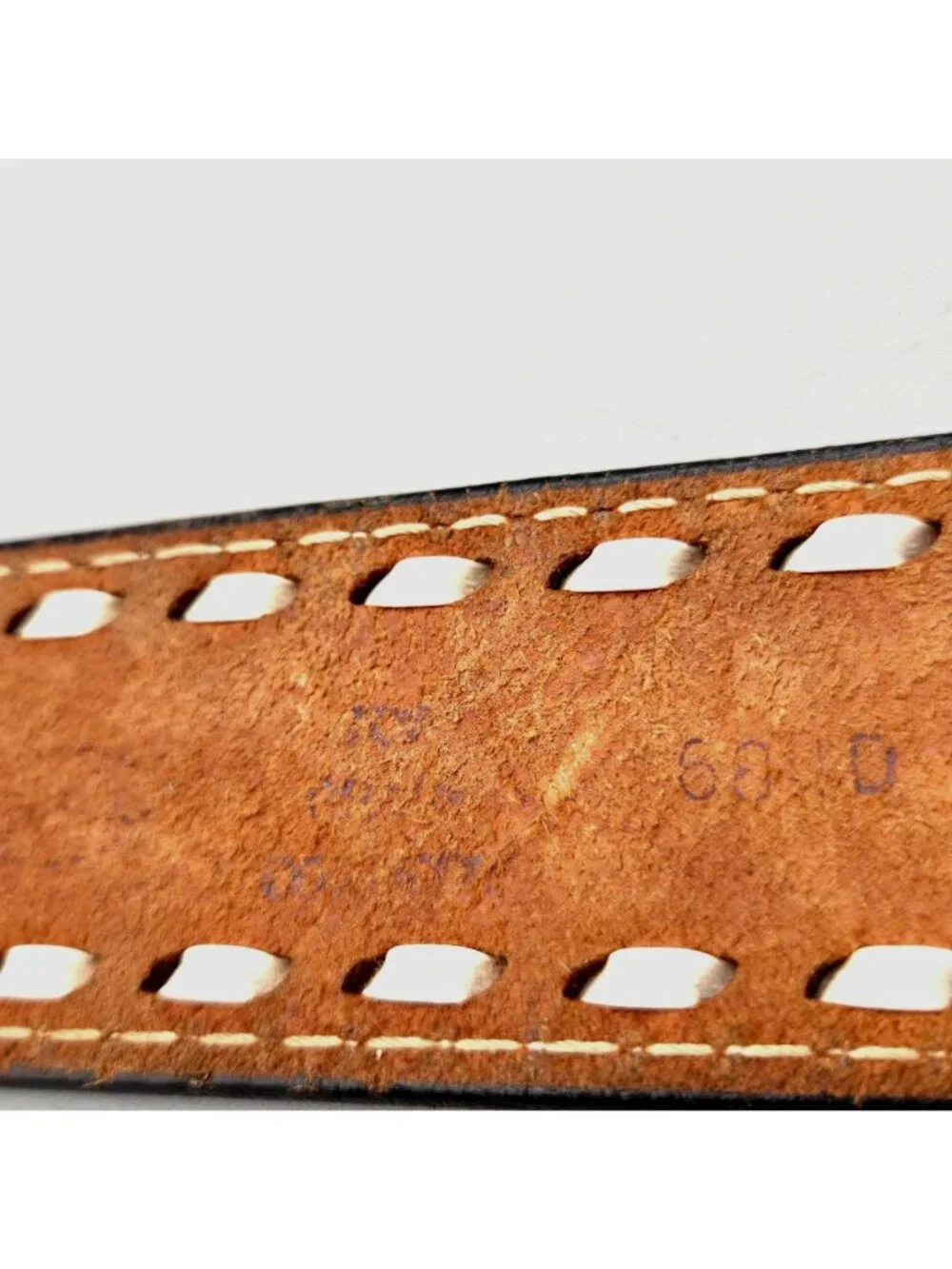 Vintage Justin Tooled Top Grain Cowhide Leather Belt Acorn Leaf Design Western